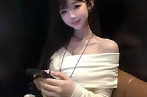消费299获45秒互动资格 网红黄饱饱了一日店长被指割韭菜